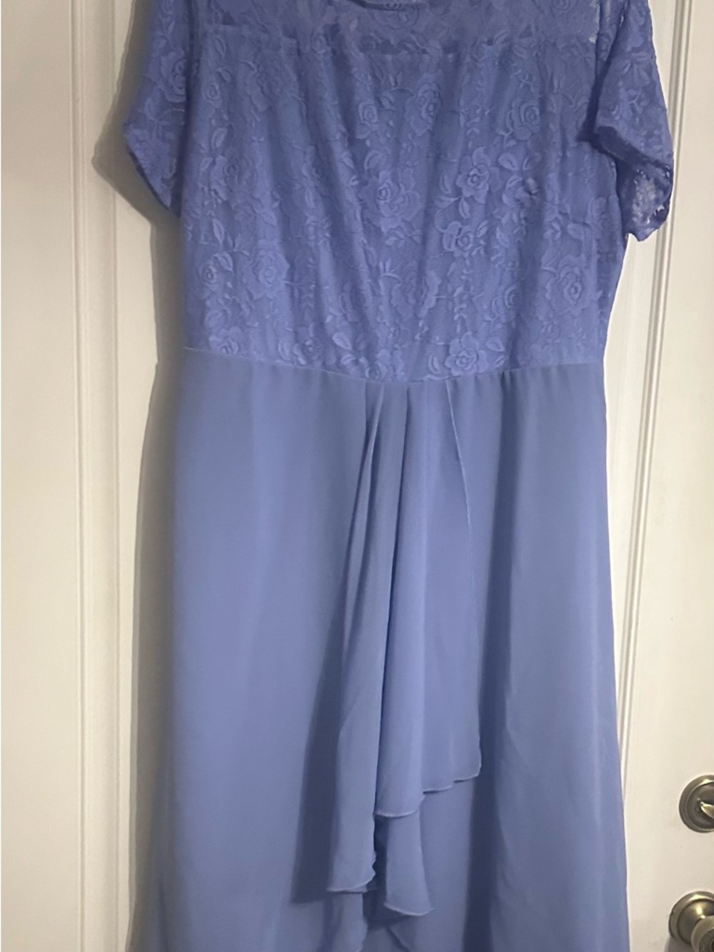 Source Unknown Lavender Lace Midi Dress